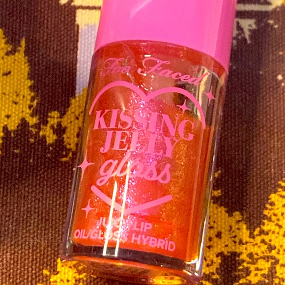 TOO FACED Bubblegum Lip Oil Jelly Gloss - Picture 1 of 2